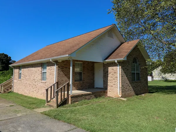 905 Truss Ferry Road