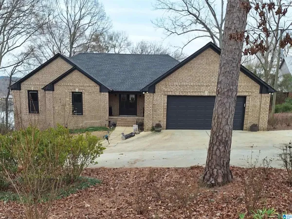 5804 Lee Road