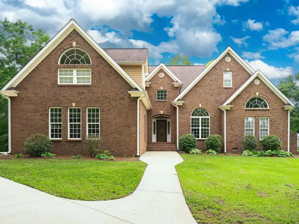 200 Valley View Road
