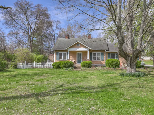 7114 Old Harding Pike