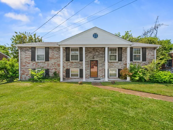 439 Lynn Dr