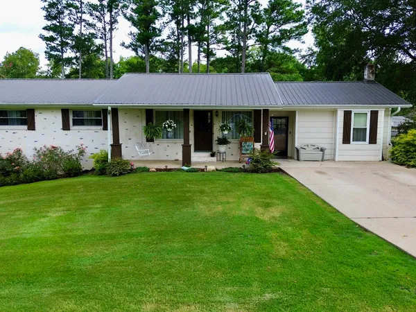 1417 Cottonwood Lane