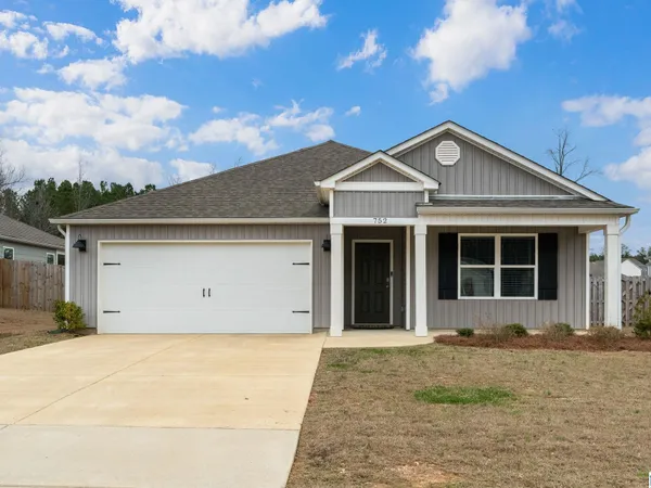 752 Fish Camp Road