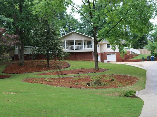 3424 Ridgedale Drive
