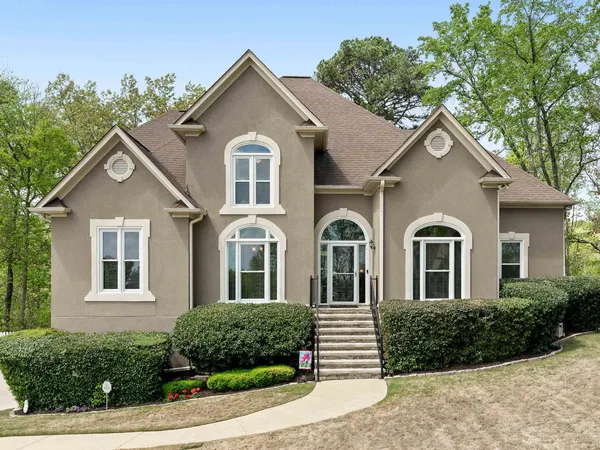 121 Southview Drive