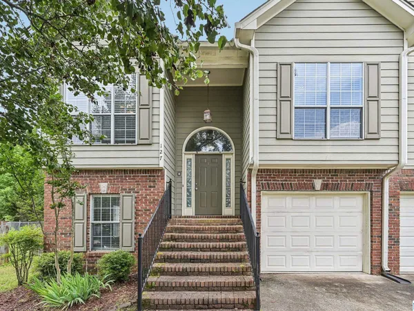 127 Stonehaven Way