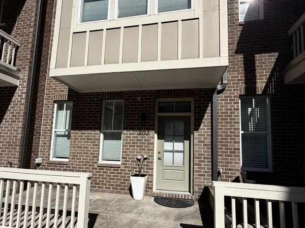 207 Porter Village Cir