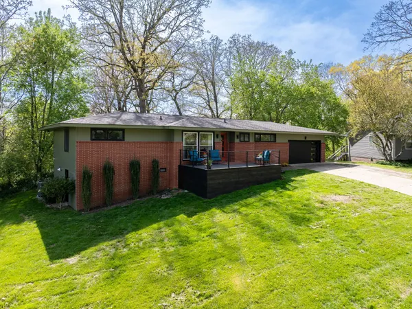 4819 Montcrest Dr