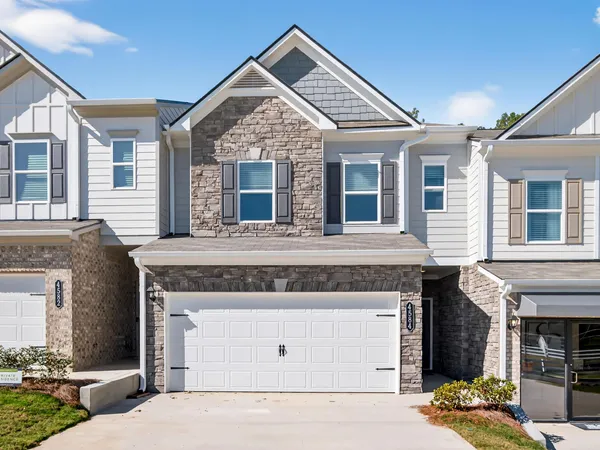 4552 Village Springs Square