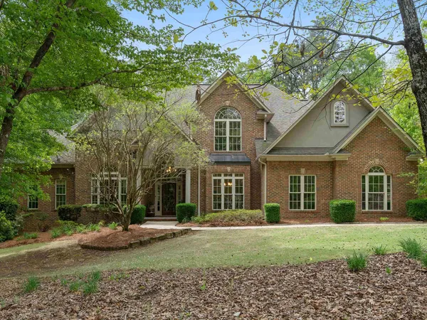 579 Eagle Pointe Lane
