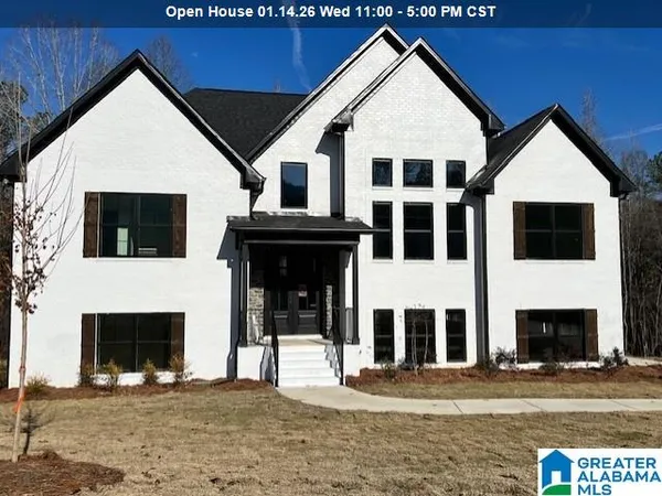 1122 Grey Oaks Valley