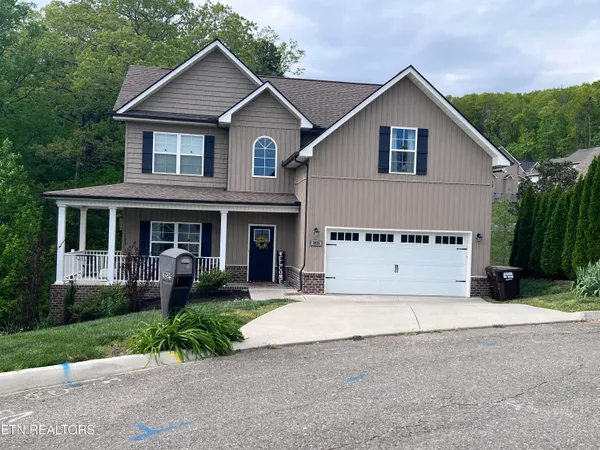 3025 Maple Knot Lane