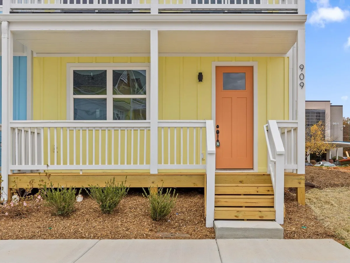 909 Blue Heights Drive