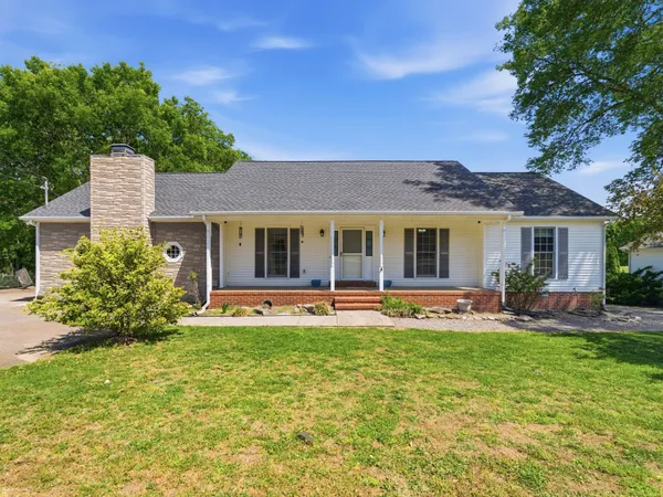 1050 Brinkley Rd