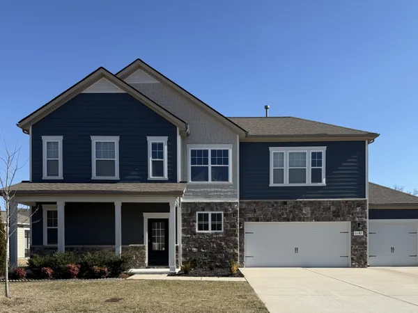 1142 Black Oak Dr