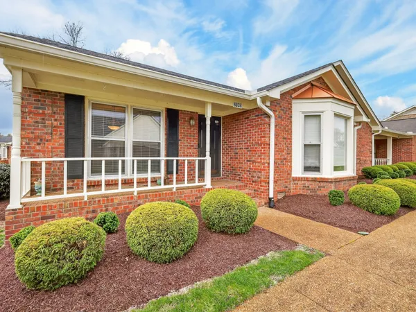 2143 River Chase Dr