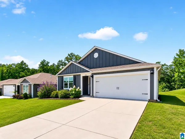 804 Fish Camp Road