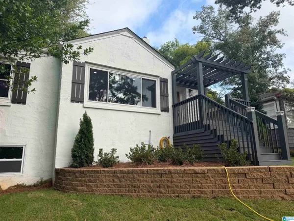 206 Mountain Avenue