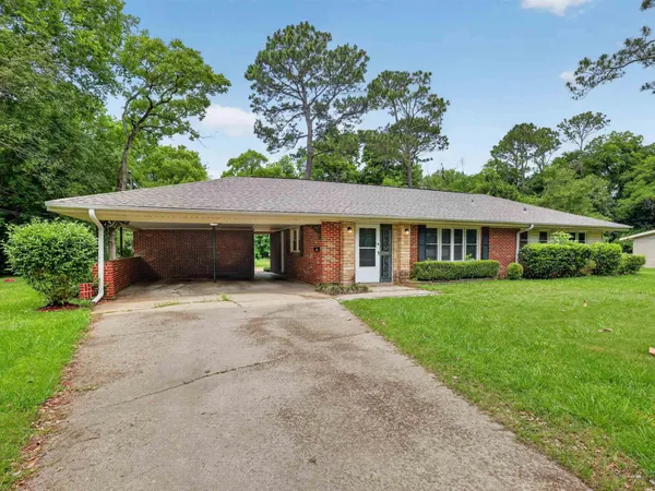 2758 Colonial Drive