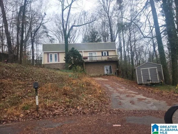 1303 Newton Circle
