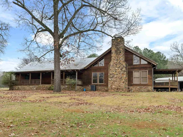 7046 Wolf Creek Road