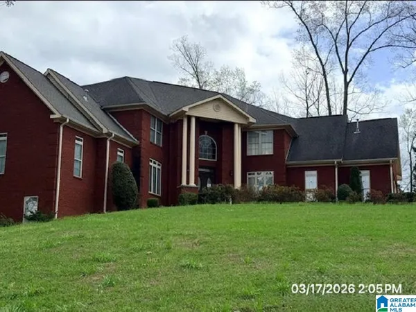 6211 Covington Lane