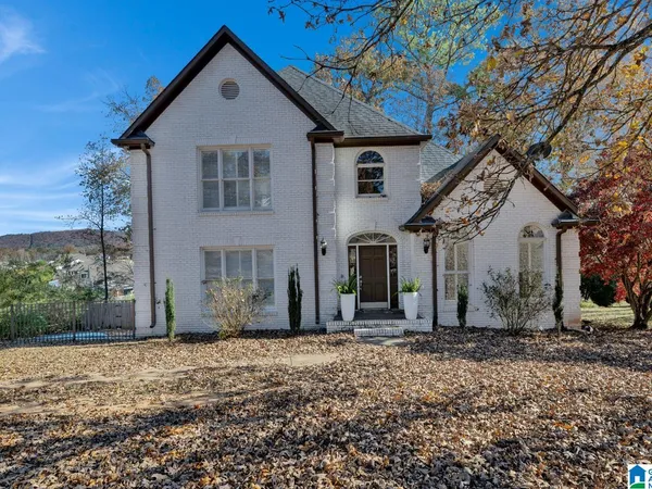 1014 Mountain Laurel Circle