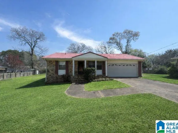 3363 Crescent Drive