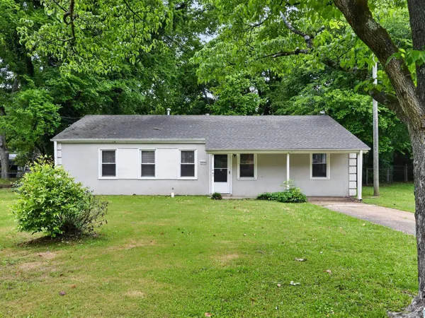 3866 Sherwood Drive