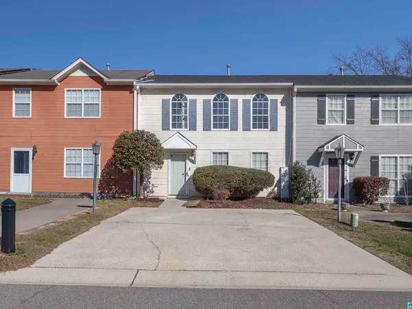 121 Willow Point Lane