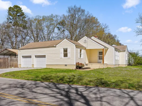 1529 Springvale Road