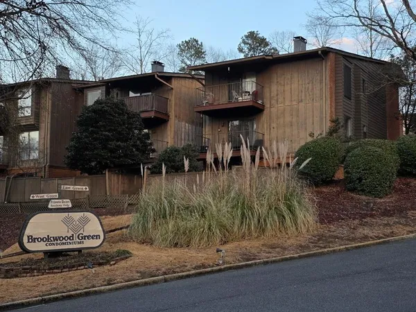 200 East Green