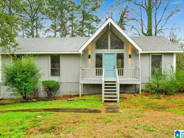 834 Torrey Pines Circle