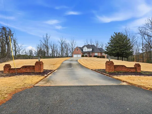 546 Kennedy Road