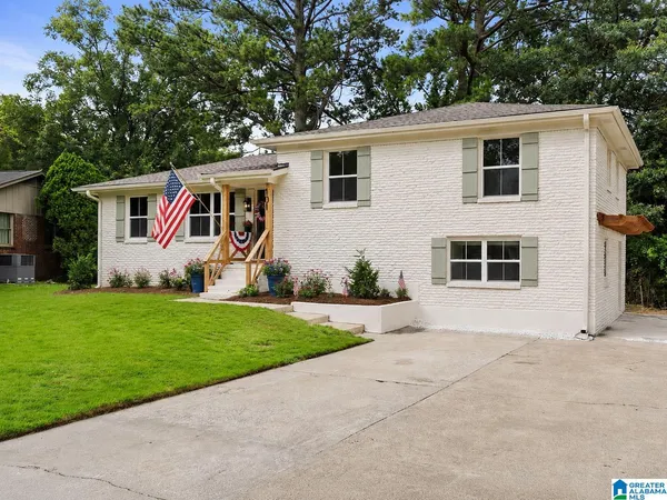101 Ridgemoor Drive