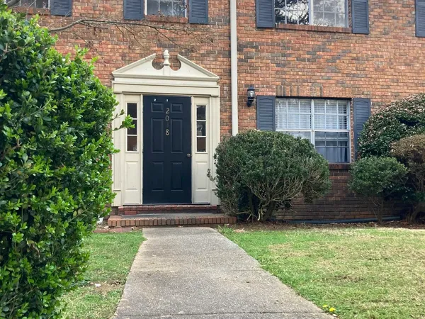 2038 Montreat Circle